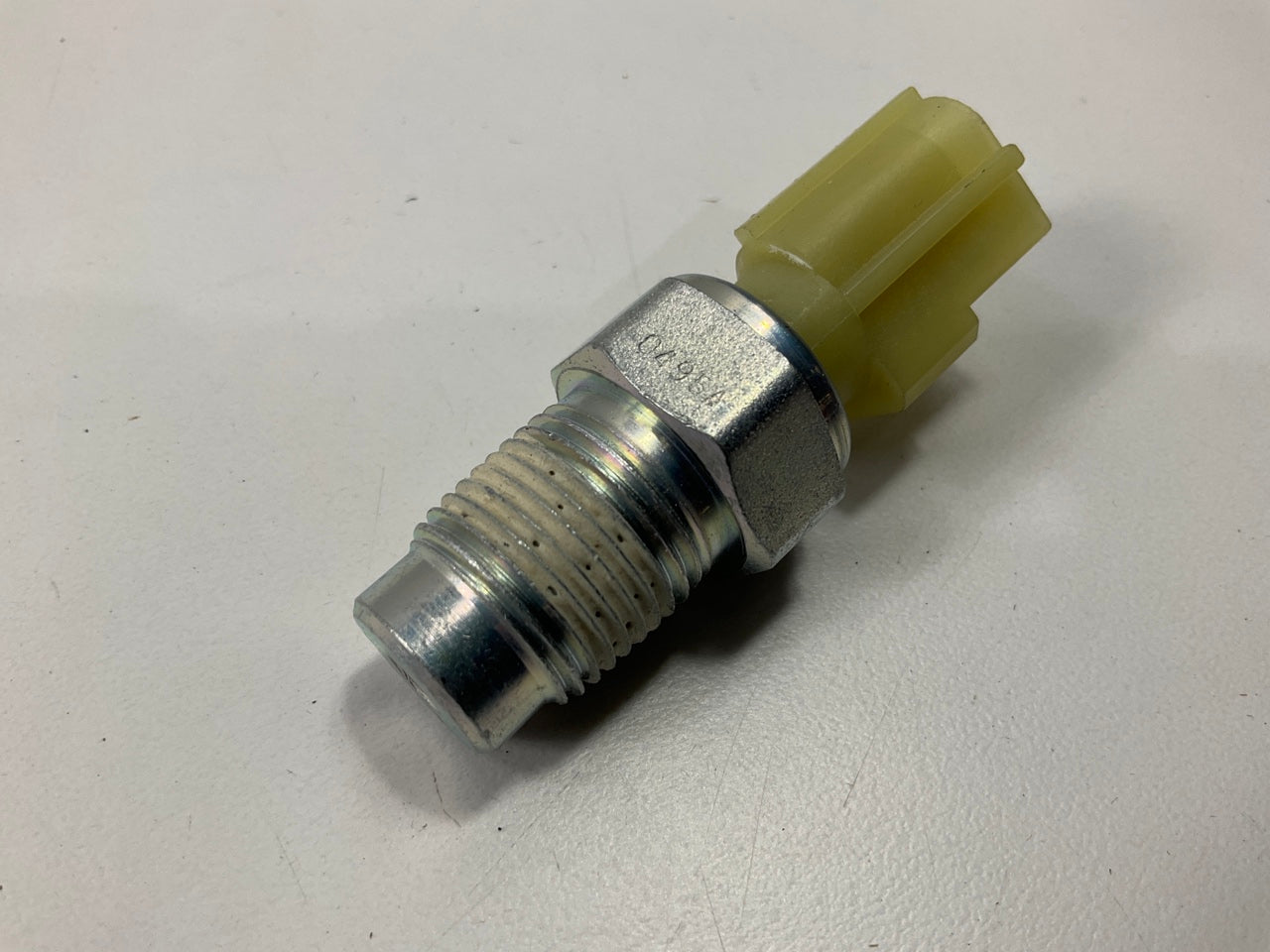 BWD S4381 Engine Oil Pressure Switch Sender Sensor For Dash Light