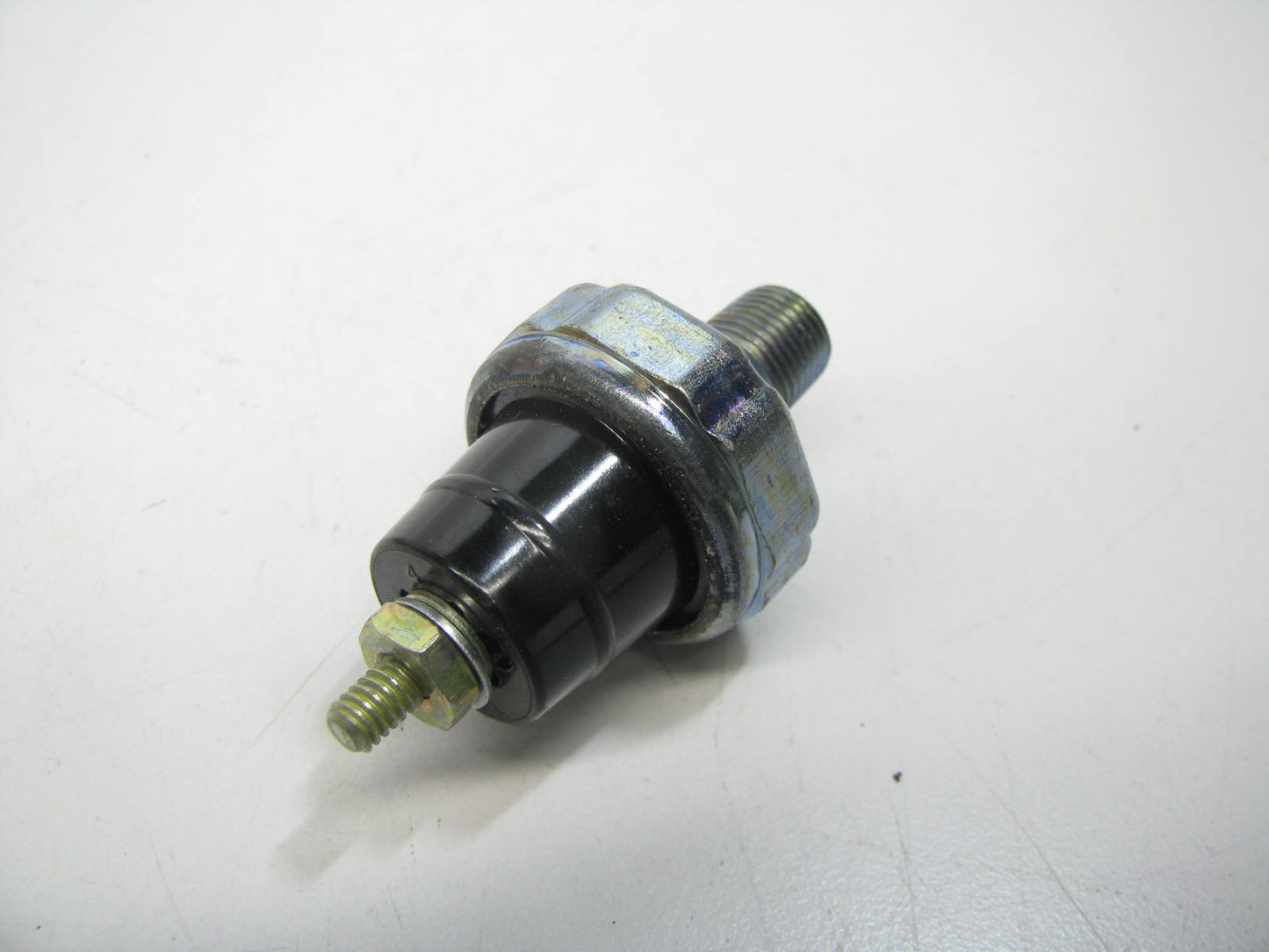 BWD S516 Engine Oil Pressure Sensor Switch With Light