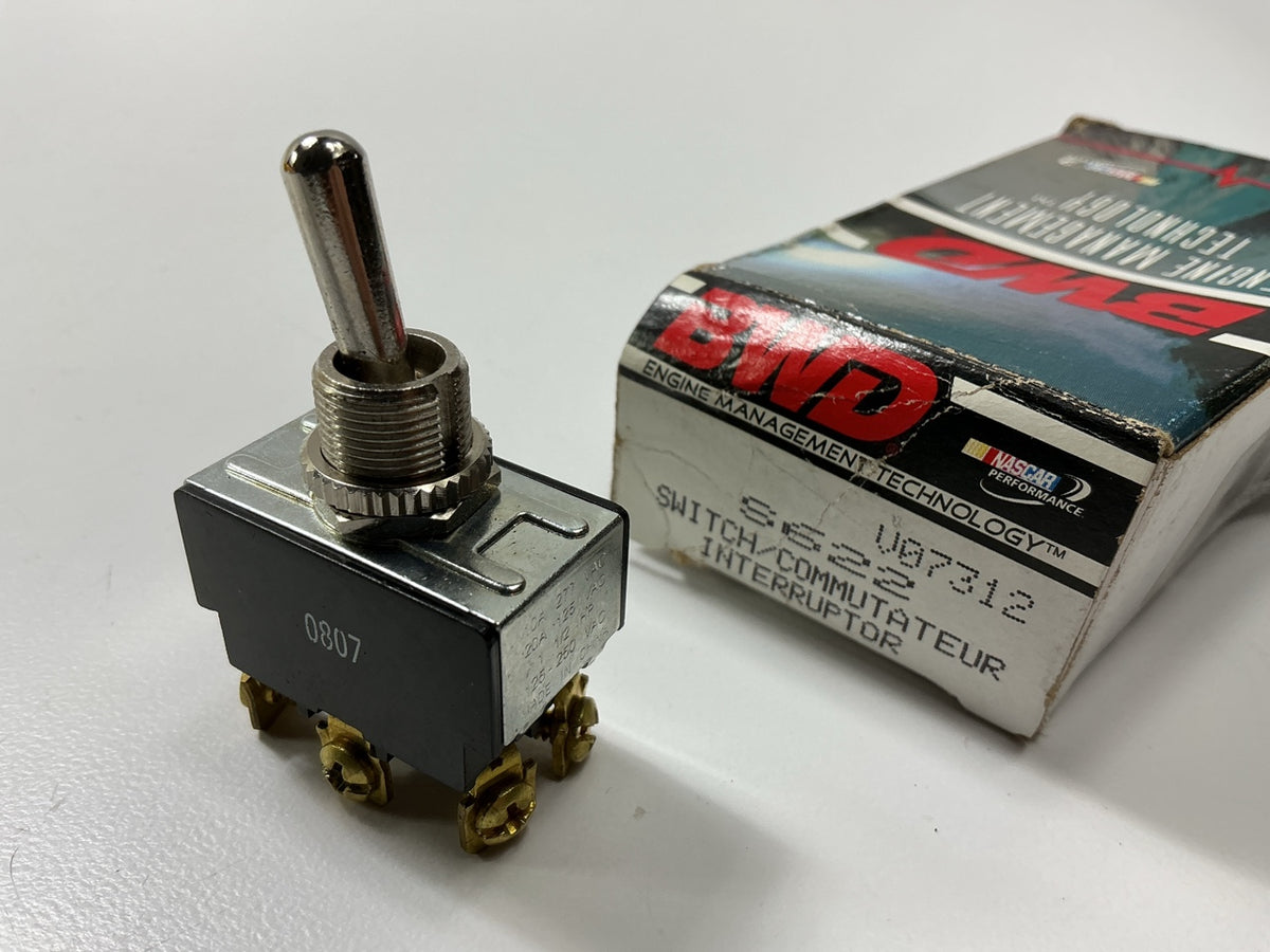 BWD S622 Standard Ignition Toggle Switch