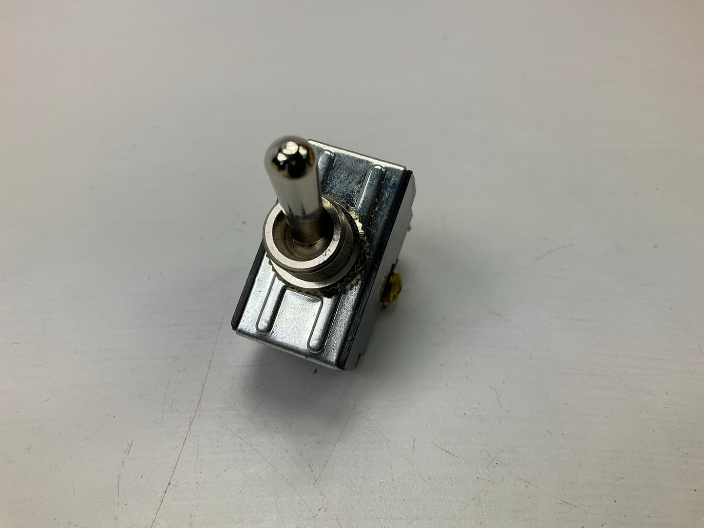 BWD S624 Universal Toggle Switch, Heavy Duty 2 Position