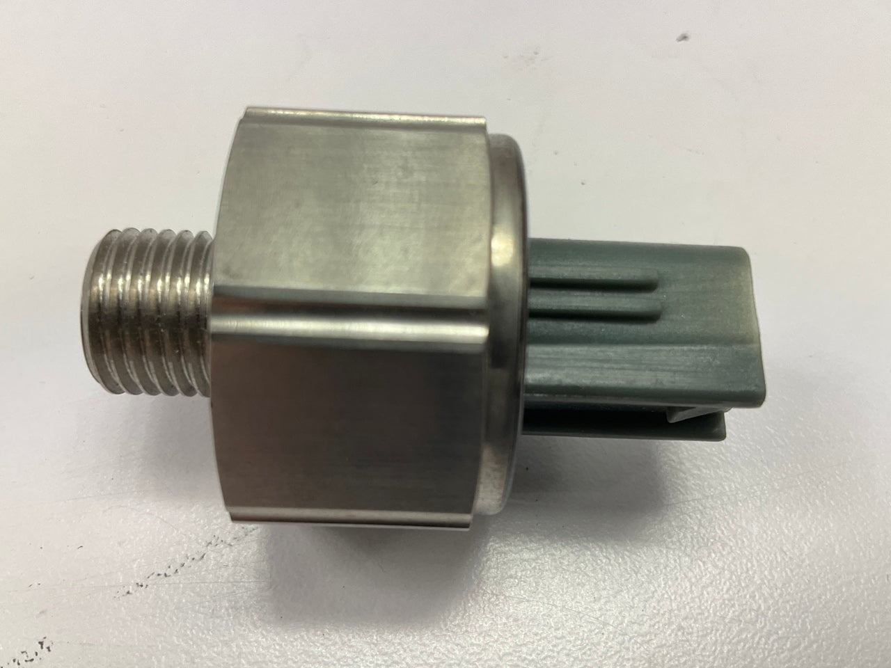 BWD S8648 Ignition Knock (Detonation) Sensor