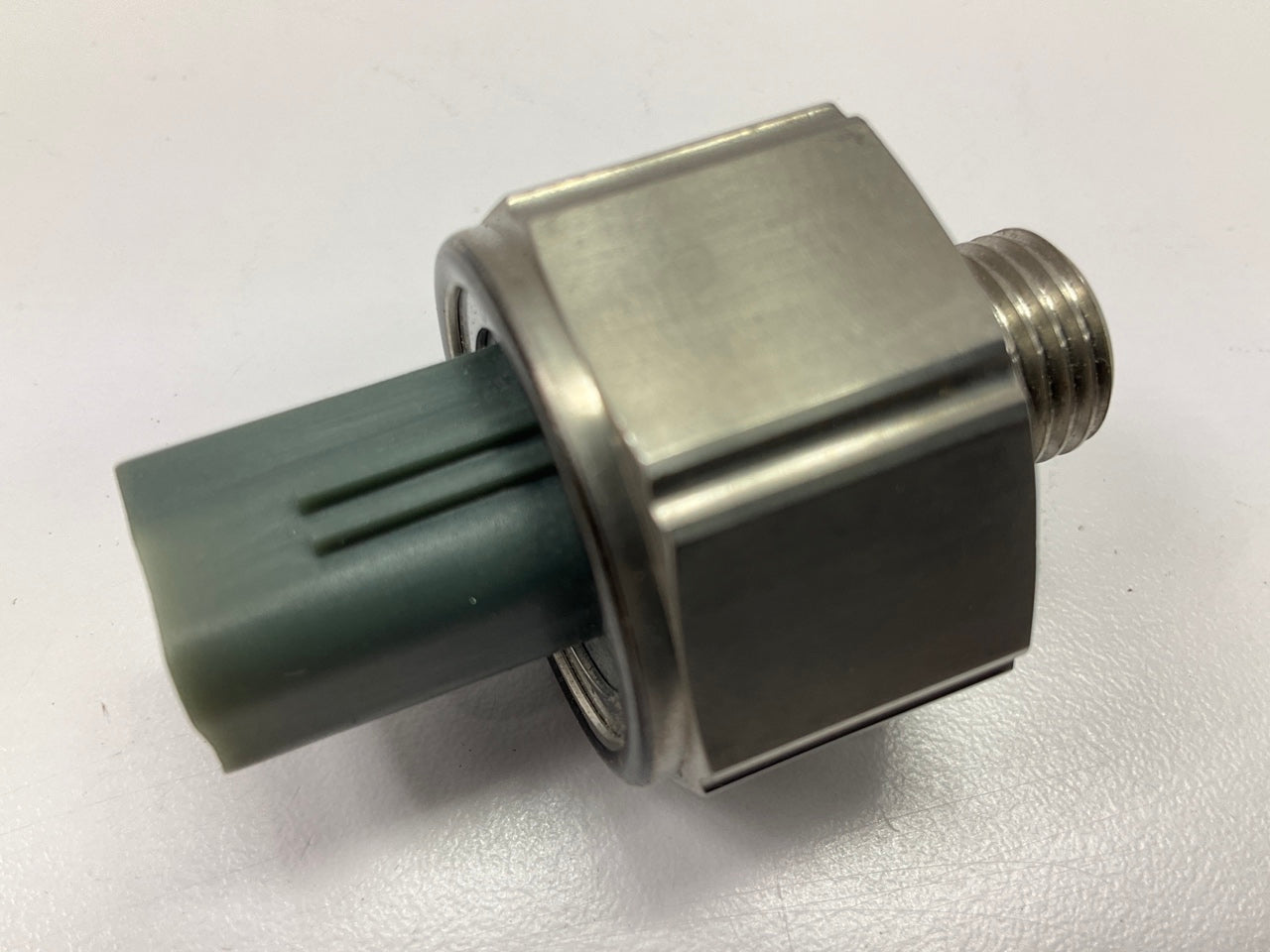 BWD S8648 Ignition Knock (Detonation) Sensor