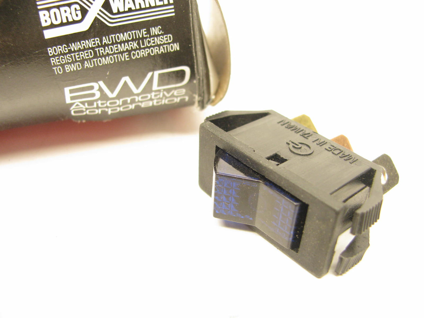 BWD URS33 Universal Rocker Switch - Blue Illuminated OFF-ON 15 Amp @ 12 Volt DC