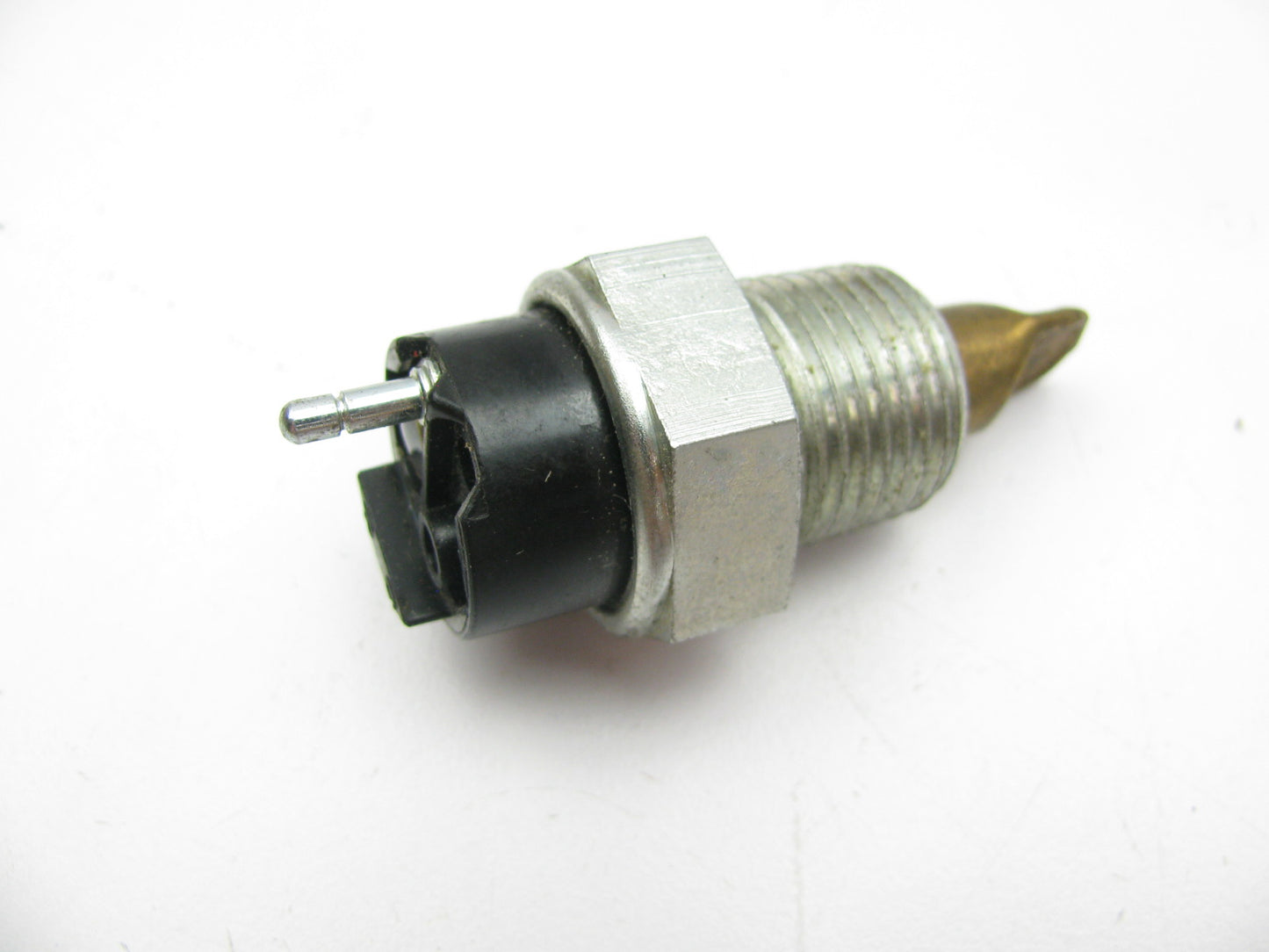 BWD WT-318 Engine Coolant Temperature Sender