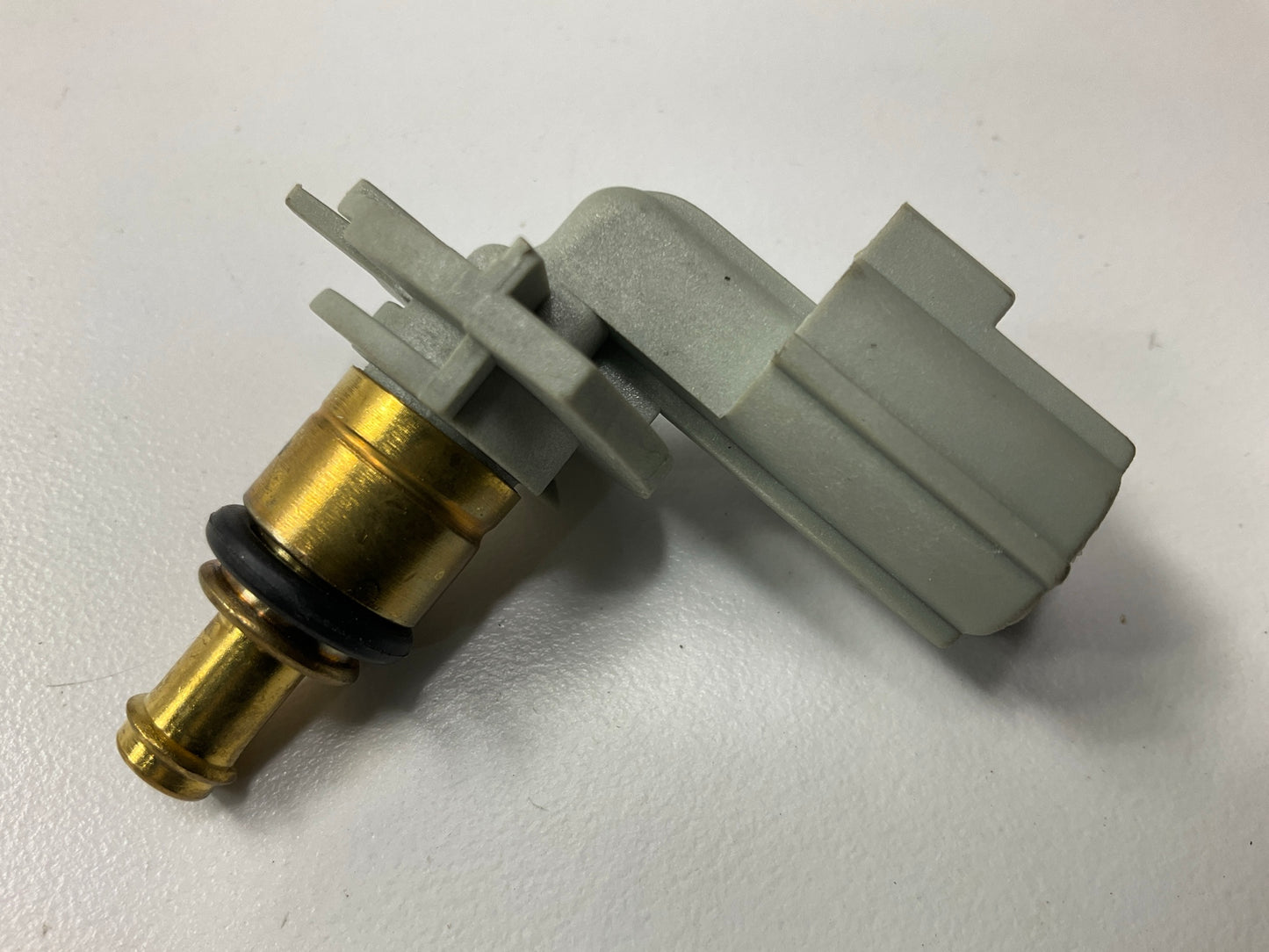 BWD WT5152 Engine Coolant Temperature Sensor Sender Switch