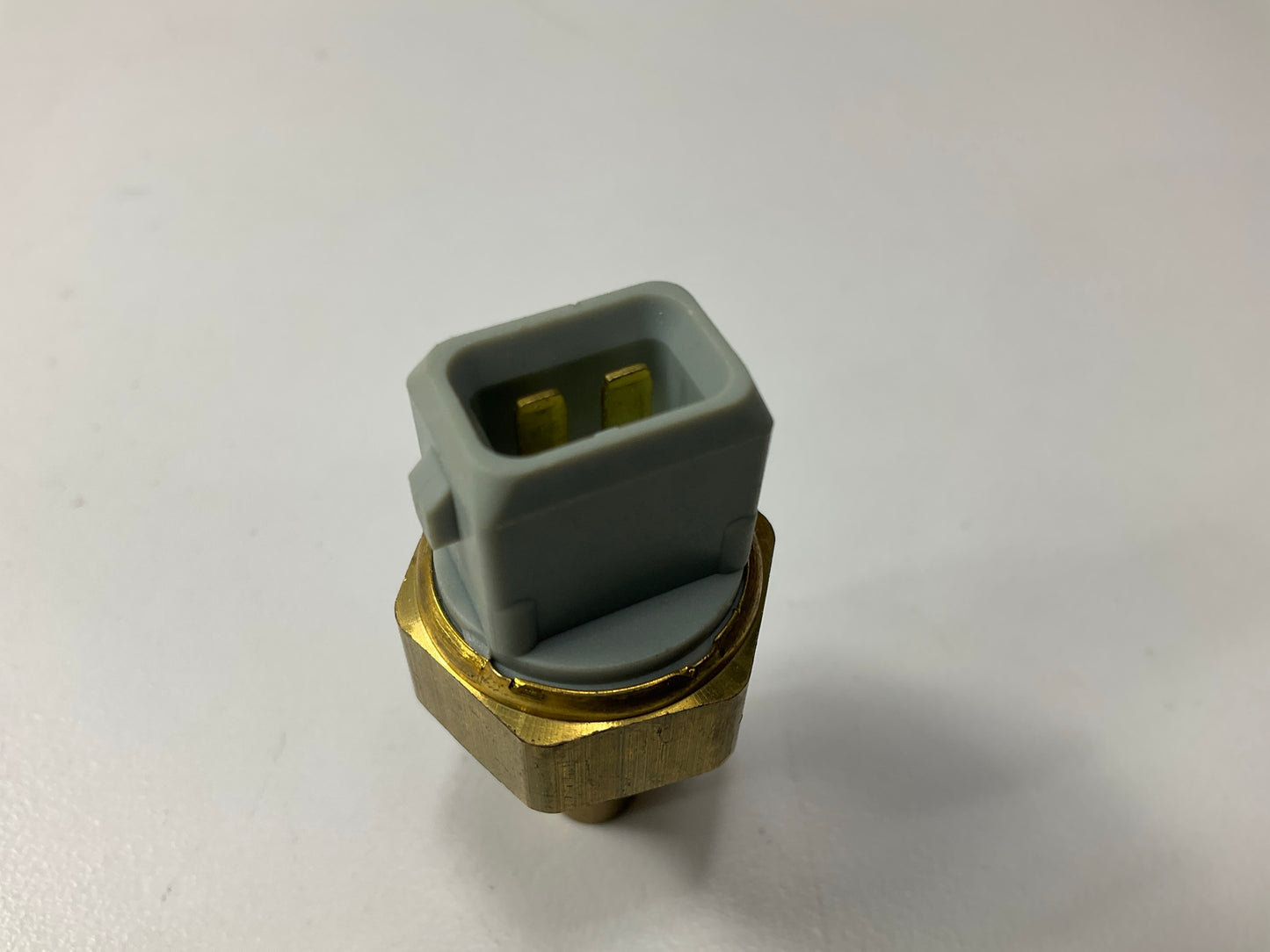 BWD WT665P Engine Coolant Temperature Sensor Sender Switch