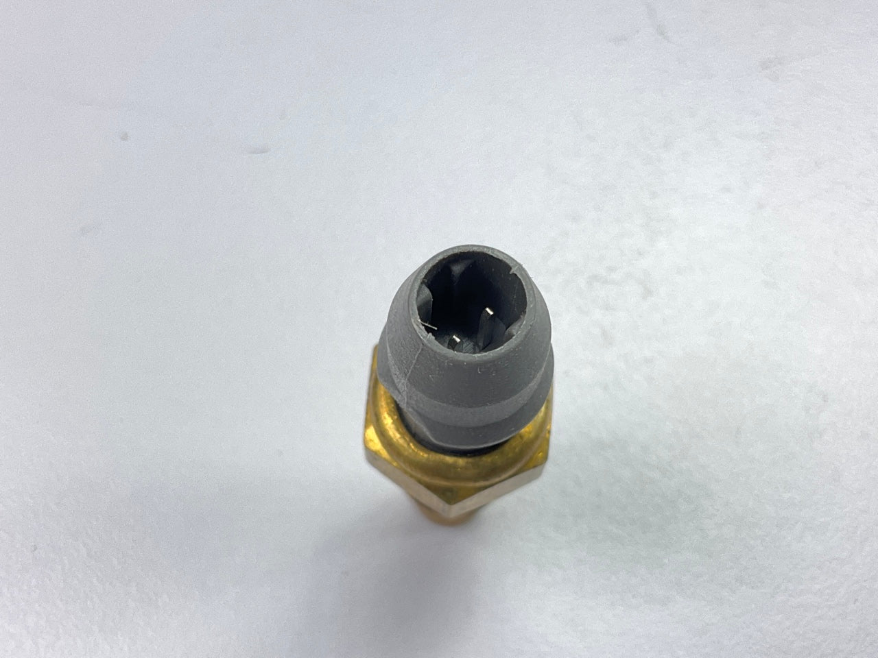 BWD WT702 Engine Coolant Temperature Sensor Sender Switch For Gauge