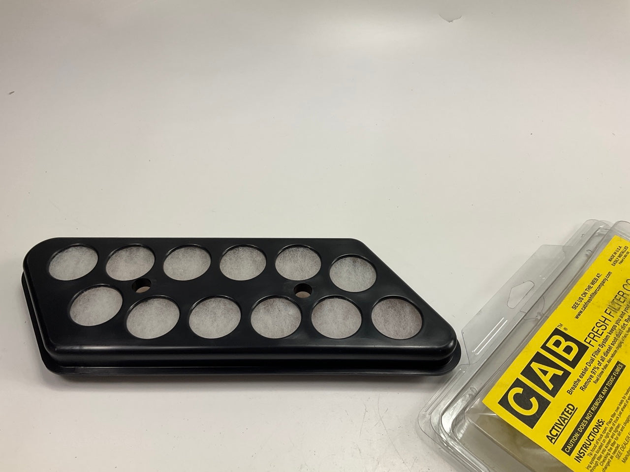 Cab Fresh Filter Co 19529 Cabin Air Pre-Filter For 1997-07 Freightliner Century