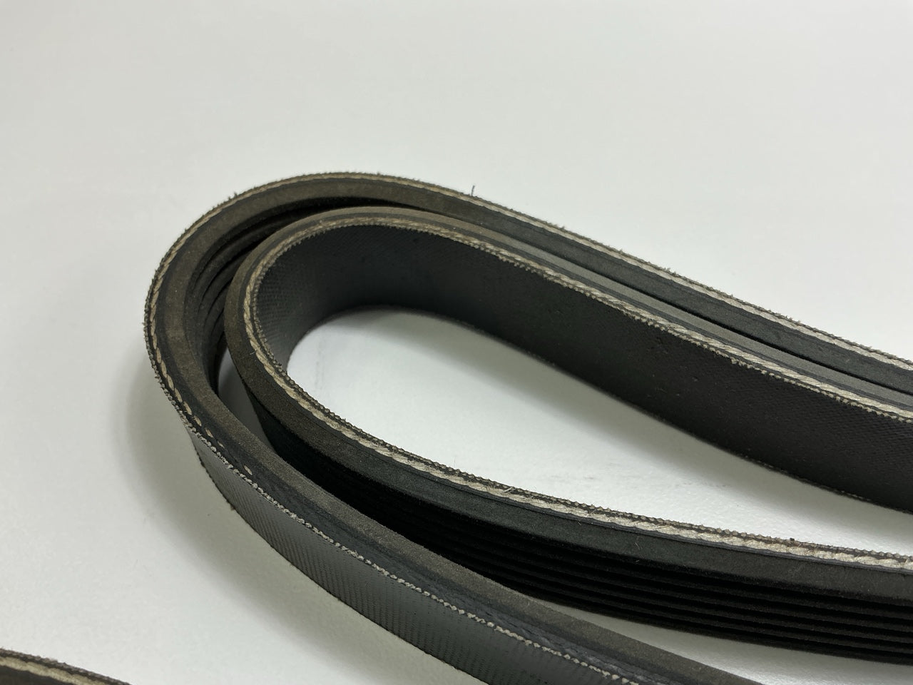 Cadna 685K6 Serpentine Drive Belt