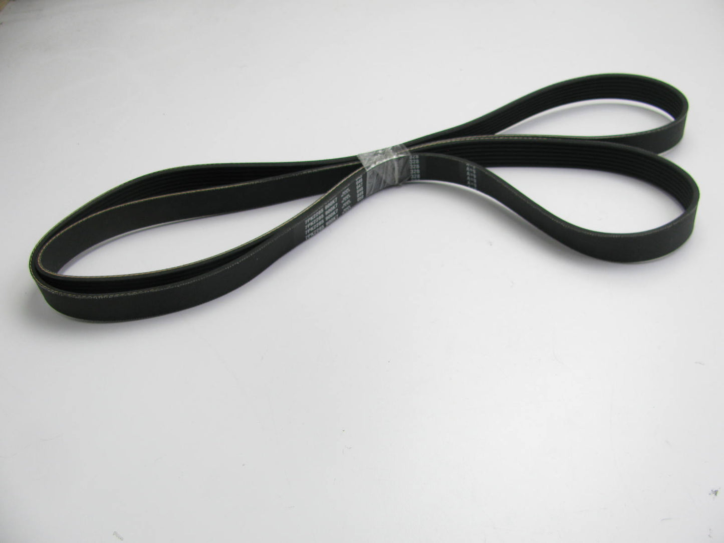 Cadna 7PK2285 Serpentine Belt - 0.98'' X 90.50'' - 7 Ribs