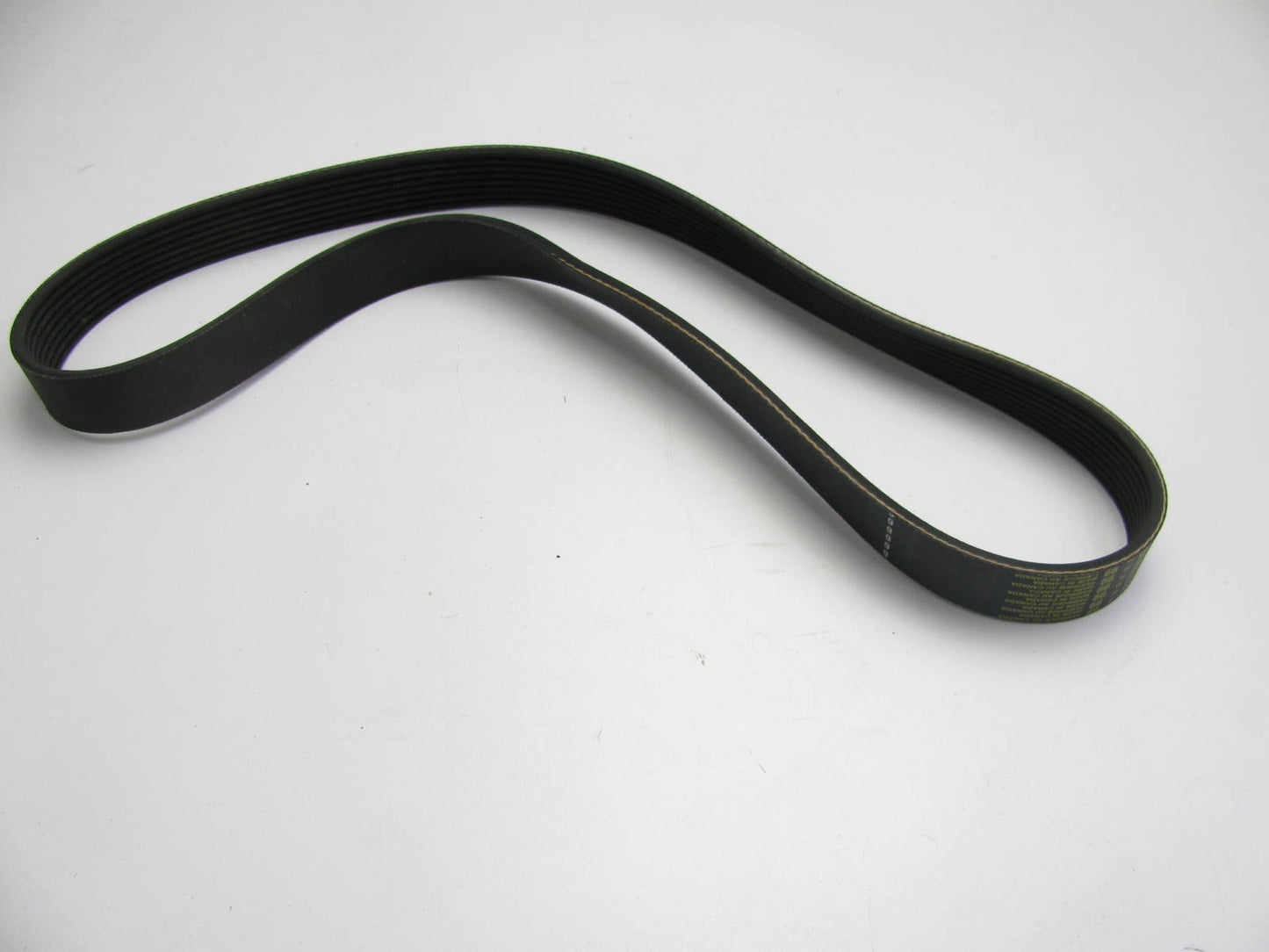 Cadna 8PK0995 Serpentine Belt - 1.12'' X 39.50'' - 8 Ribs
