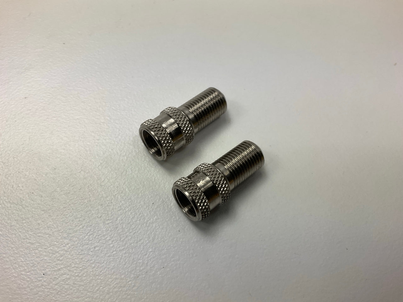 (50) CAMEL 38-313 Double Sealing Valve Extension