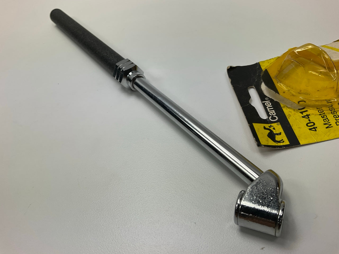 Camel 40-410 Dual Foot Service Tire Pressure Gauge, 10-150 PSI