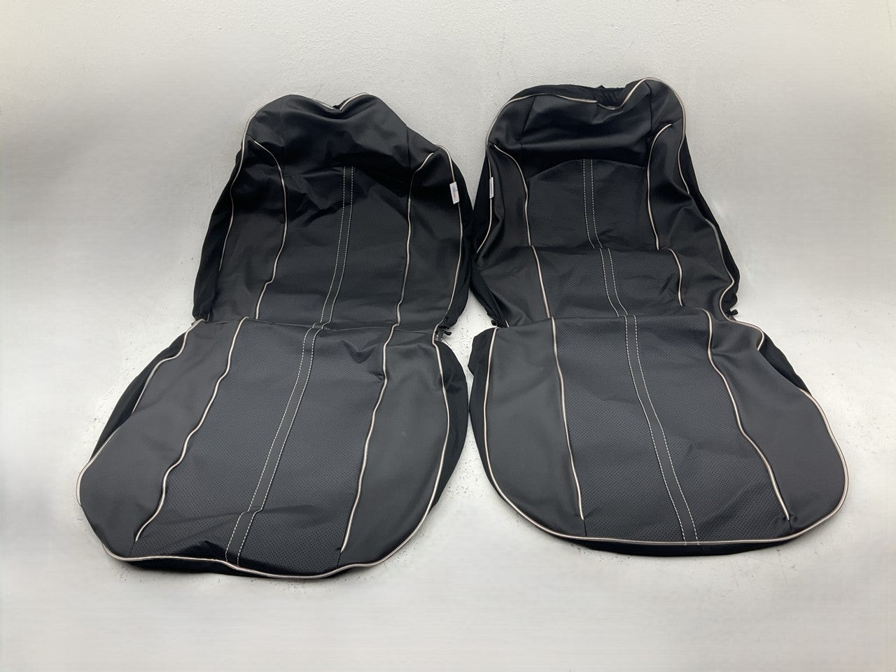 CAR-GRAND Lighted Low Back Seat Covers & Floor Mat Kit: Black, Faux Leather