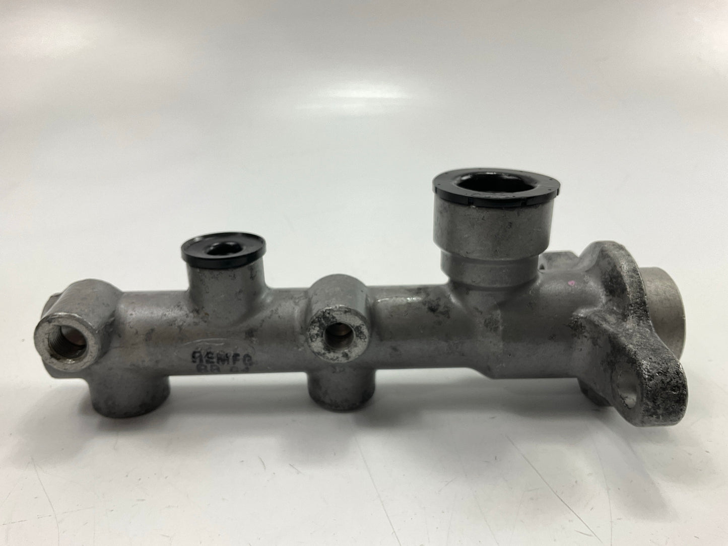 REMAN. Cardone 10-1949 Brake Master Cylinder