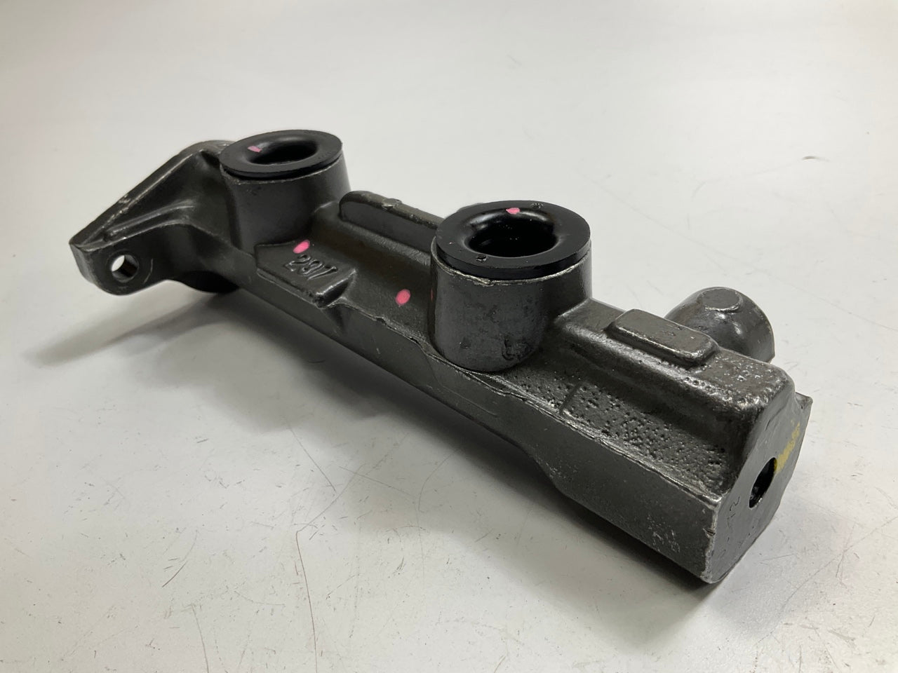 REMAN. Cardone 10-1983 Brake Master Cylinder