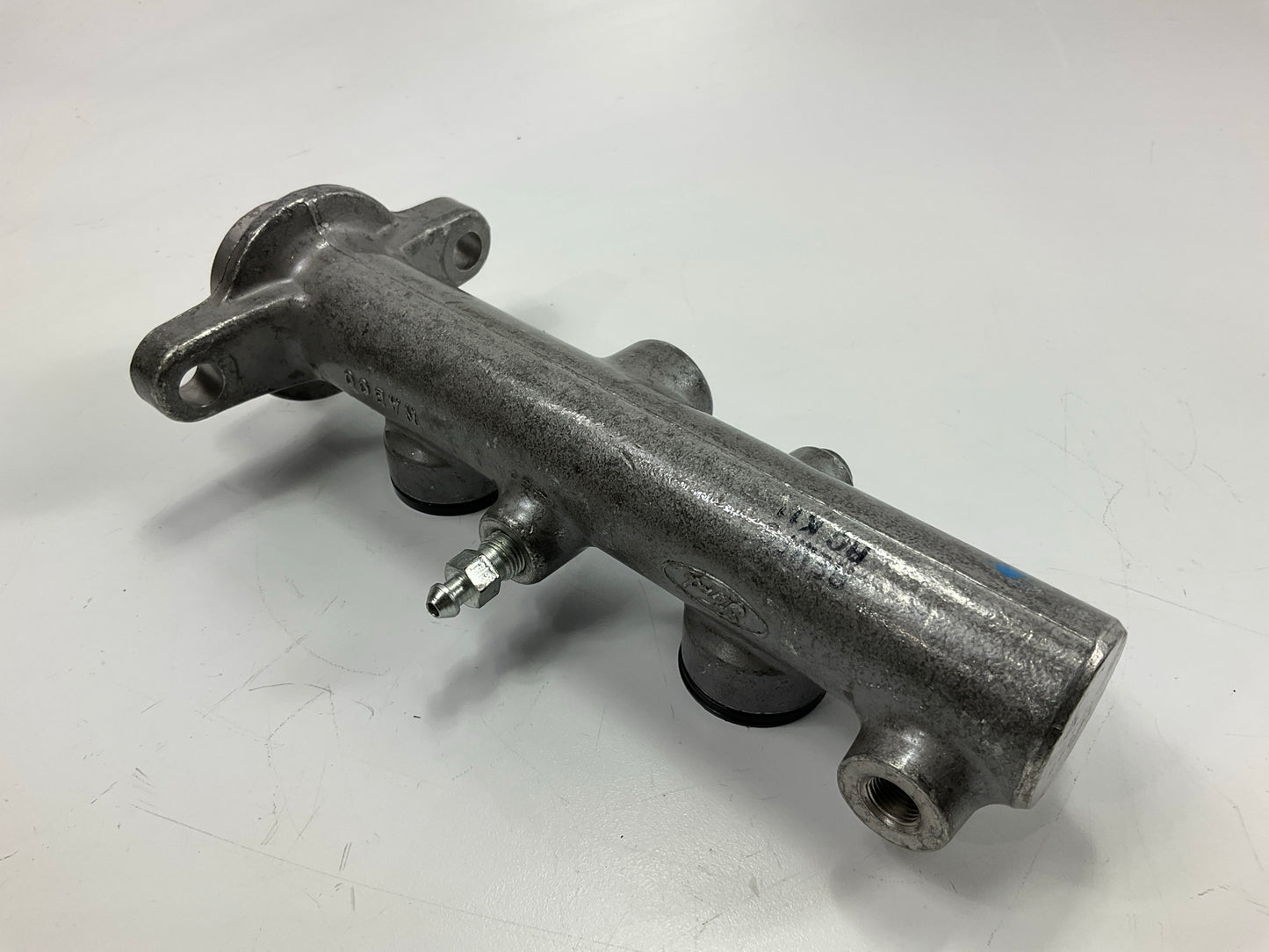 REMAN. Cardone 10-2377 Brake Master Cylinder