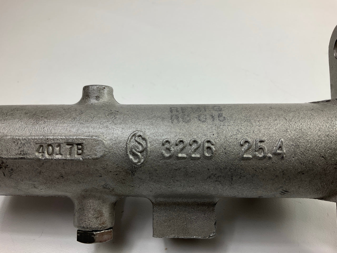 REMAN. Cardone 10-2637 Brake Master Cylinder For 1993-1998 Mercury Villager