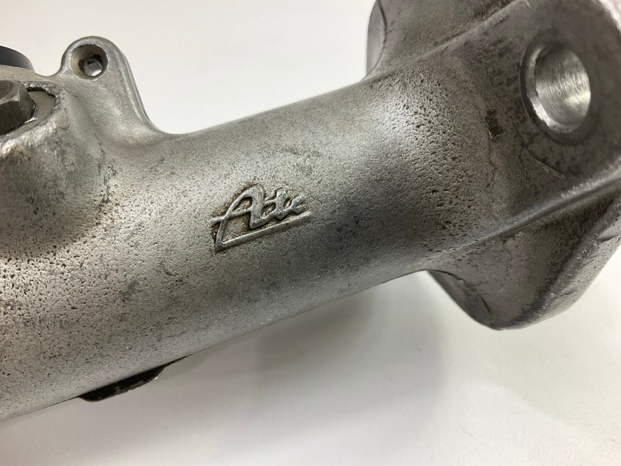 REMAN. Cardone 10-2720 Brake Master Cylinder