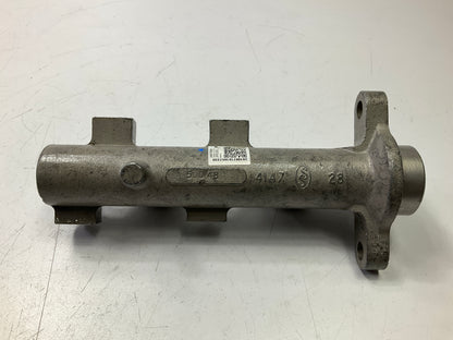 REMAN. Cardone 10-2728 Brake Master Cylinder M390245, F131469, F131469