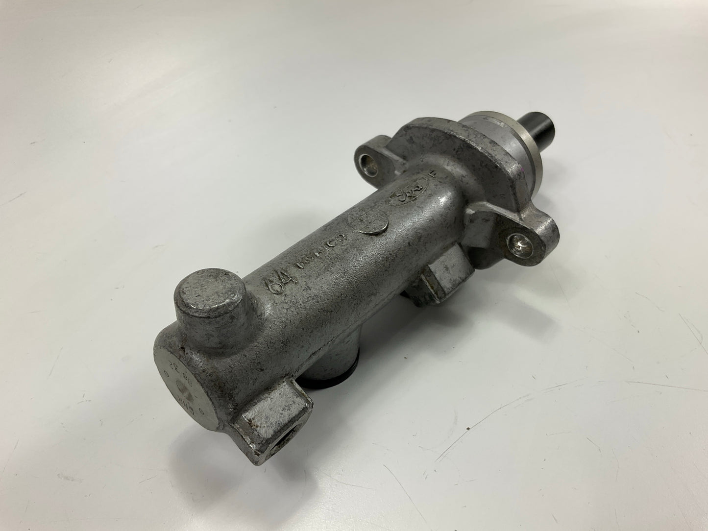 REMAN. Cardone 10-2794 Brake Master Cylinder