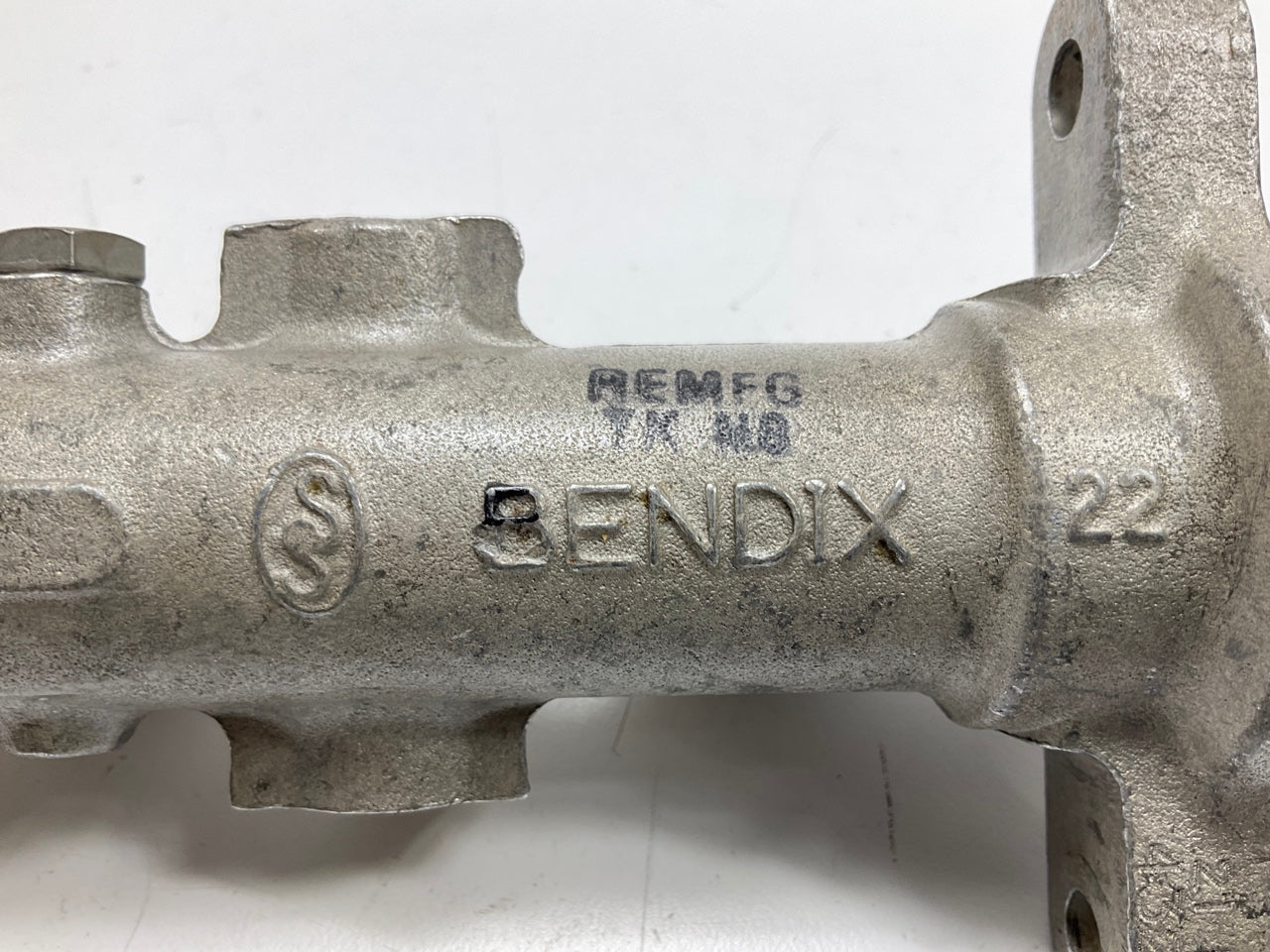 REMAN. Cardone 10-2826 Brake Master Cylinder For 1995-1999 Dodge Neon