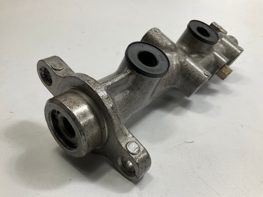 REMAN. Cardone 10-2886 Brake Master Cylinder - With Traction Control