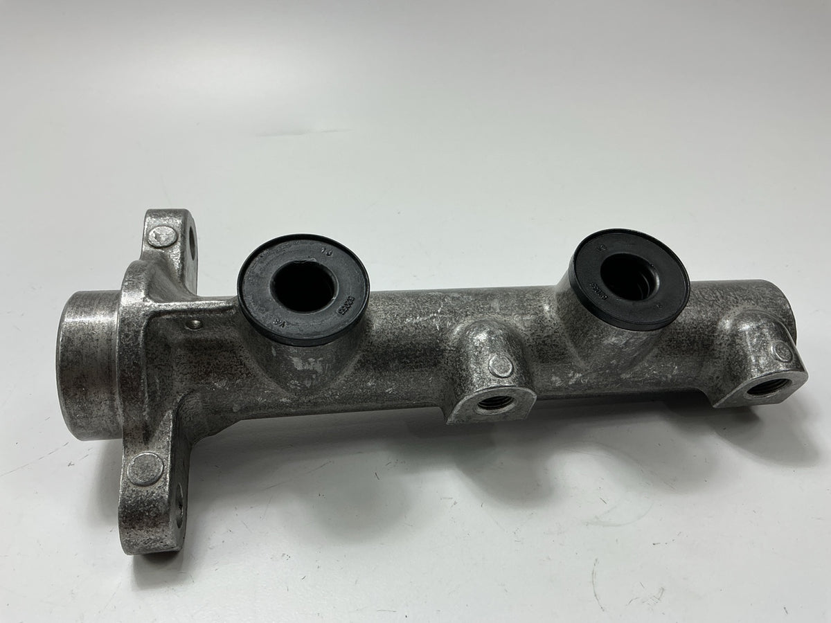 REMAN. Cardone 10-2908 Brake Master Cylinder For 1996-1998 Ford Mustang