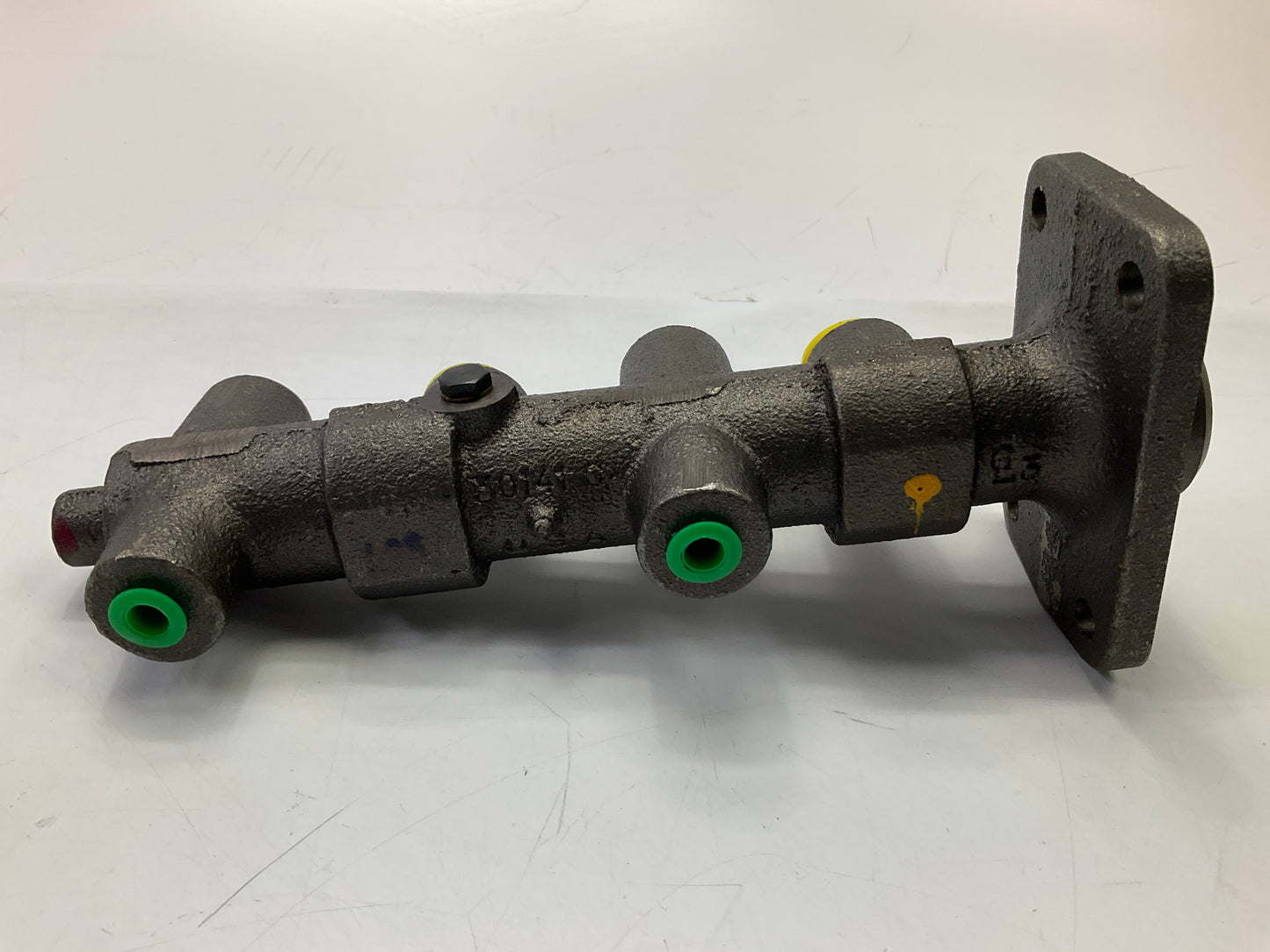 REMANUFACTURED Cardone 11-1750 Brake Master Cylinder For 1974-1977 Toyota Corona
