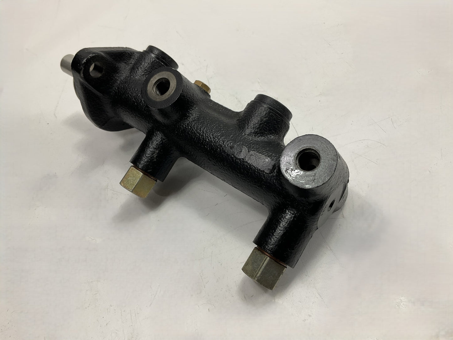 Cardone 11-1756 Brake Master Cylinder 73-76 Fox, 74-81 Dasher MC96411, R96411
