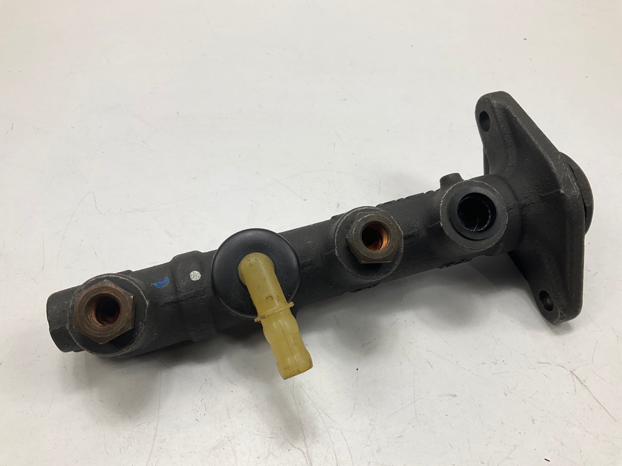 REMAN. Cardone 11-1893 Brake Master Cylinder For 1980-1982 Toyota Corolla