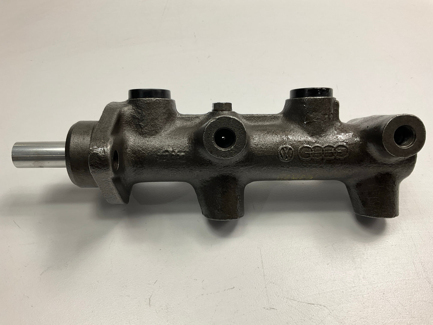 REMAN. Cardone 11-2041 Brake Master Cylinder For 1982-1984 Volkswagen Quantum