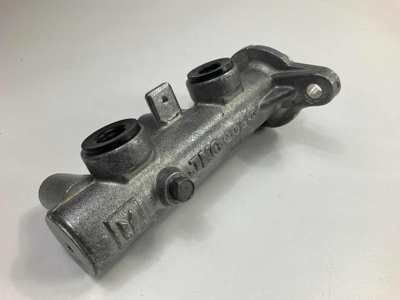 REMAN Cardone 11-2310 Brake Master Cylinder - 1988-95 Isuzu Pickup, 89-93 Amigo