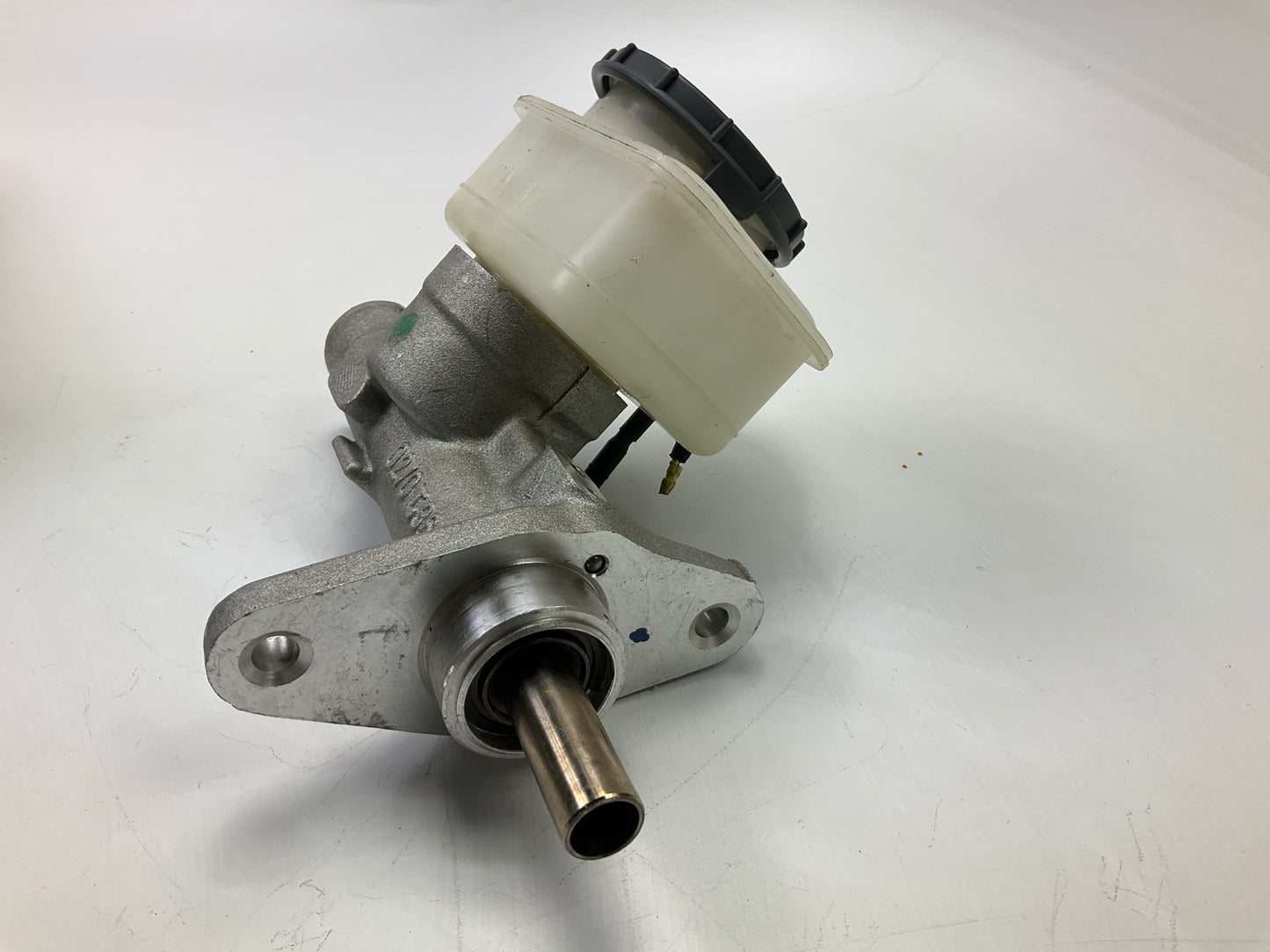 REMAN. Cardone 11-2543 Brake Master Cylinder For 1989-1990 Acura Legend