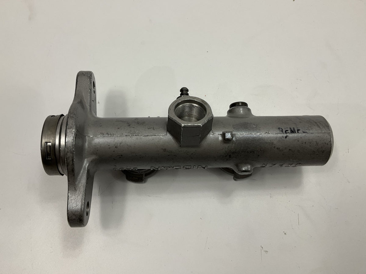 REMAN. Cardone 11-2651 Brake Master Cylinder For 1993-1997 INFINITI J30
