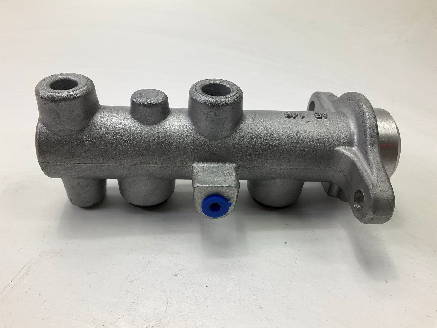 REMAN. Cardone 11-2972 Brake Master Cylinder