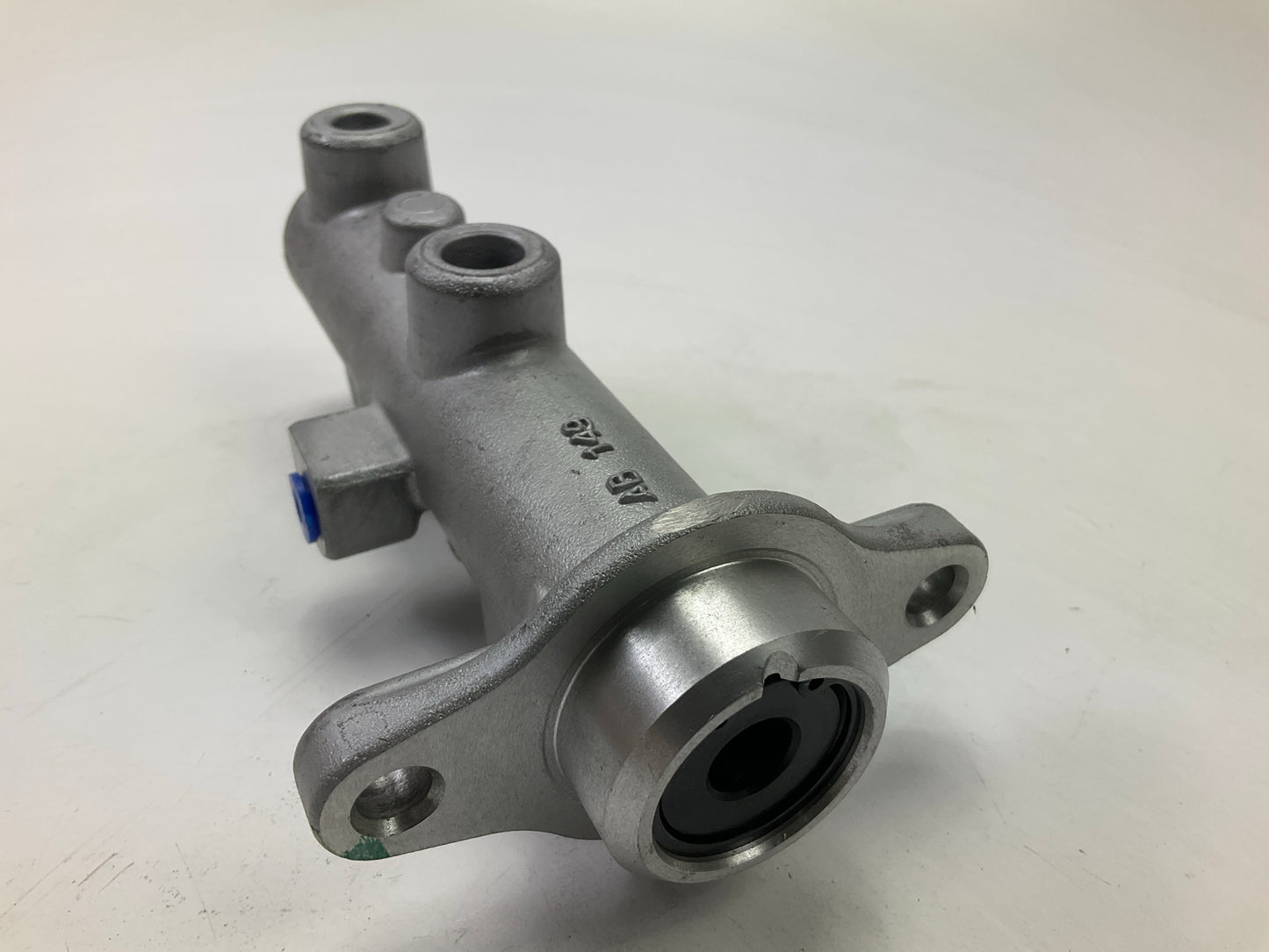 REMAN. Cardone 11-2972 Brake Master Cylinder