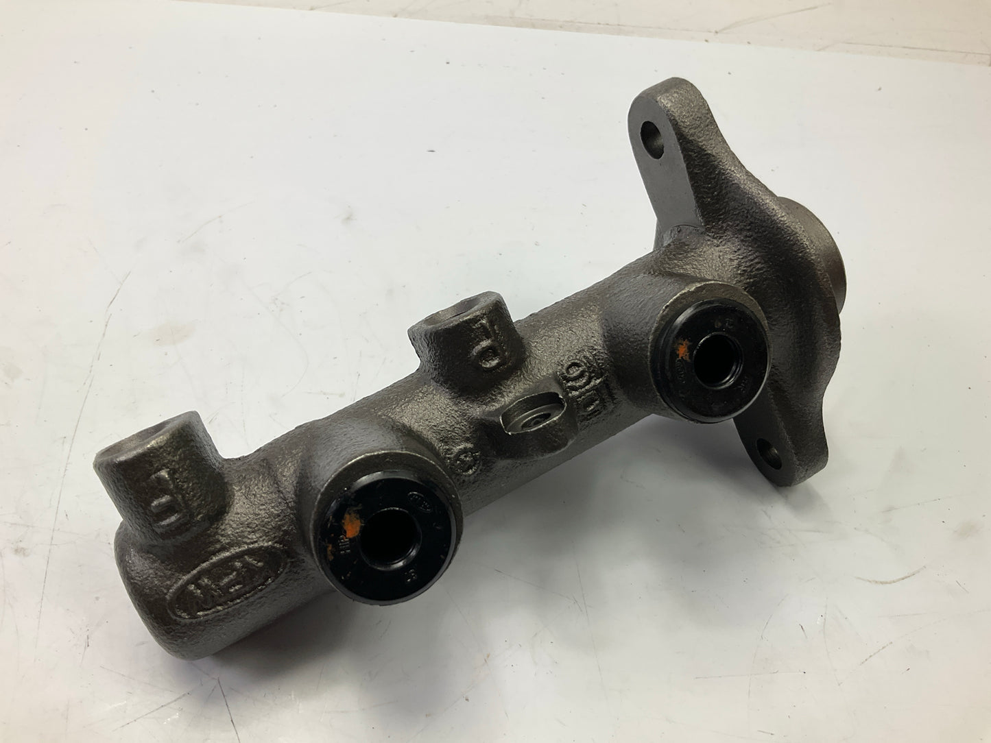 REMAN. Cardone 11-2989 Brake Master Cylinder For 1995-2002 Kia Sportage W/O ABS