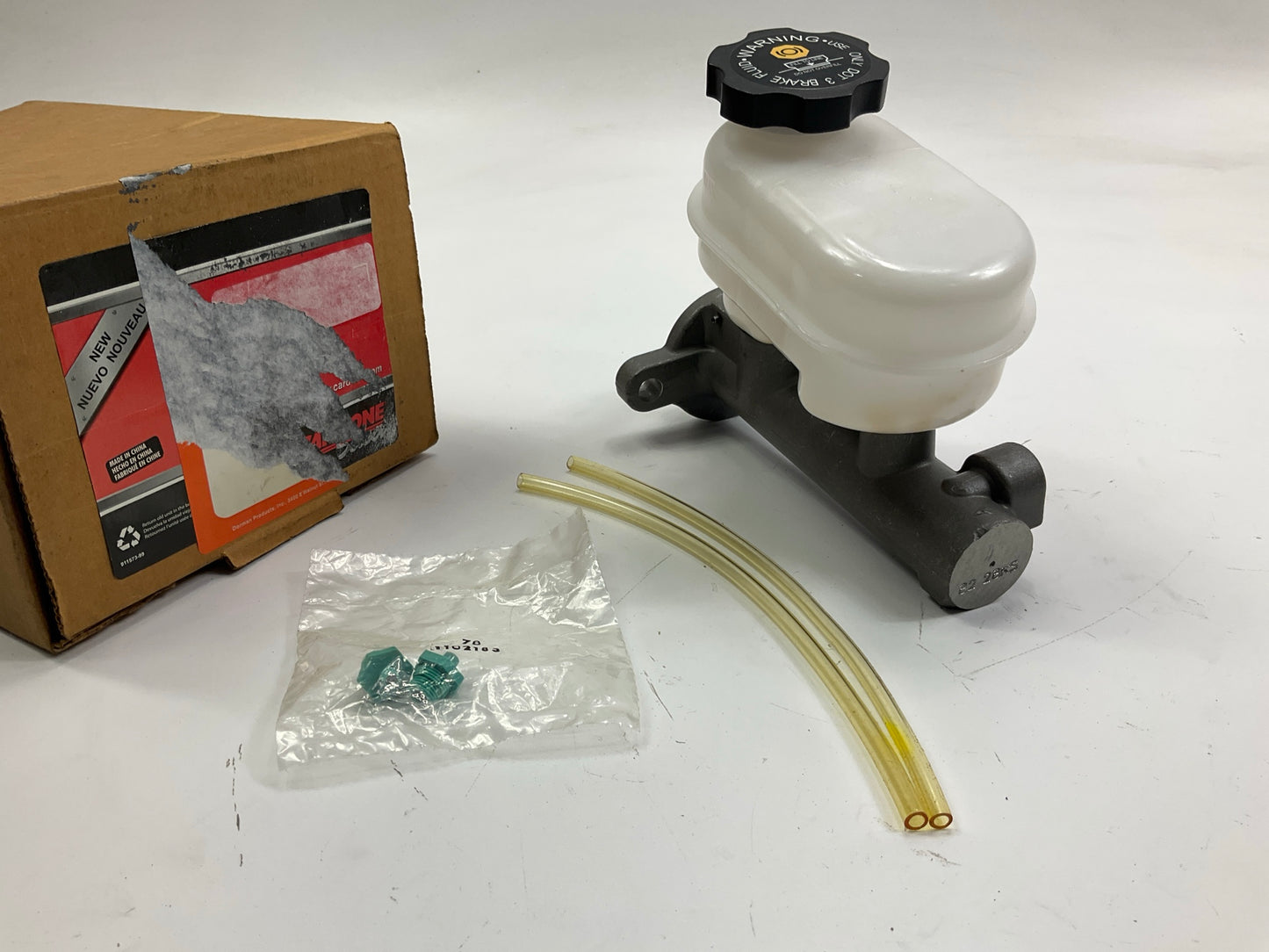 REMAN. Cardone 132714 Brake Master Cylinder
