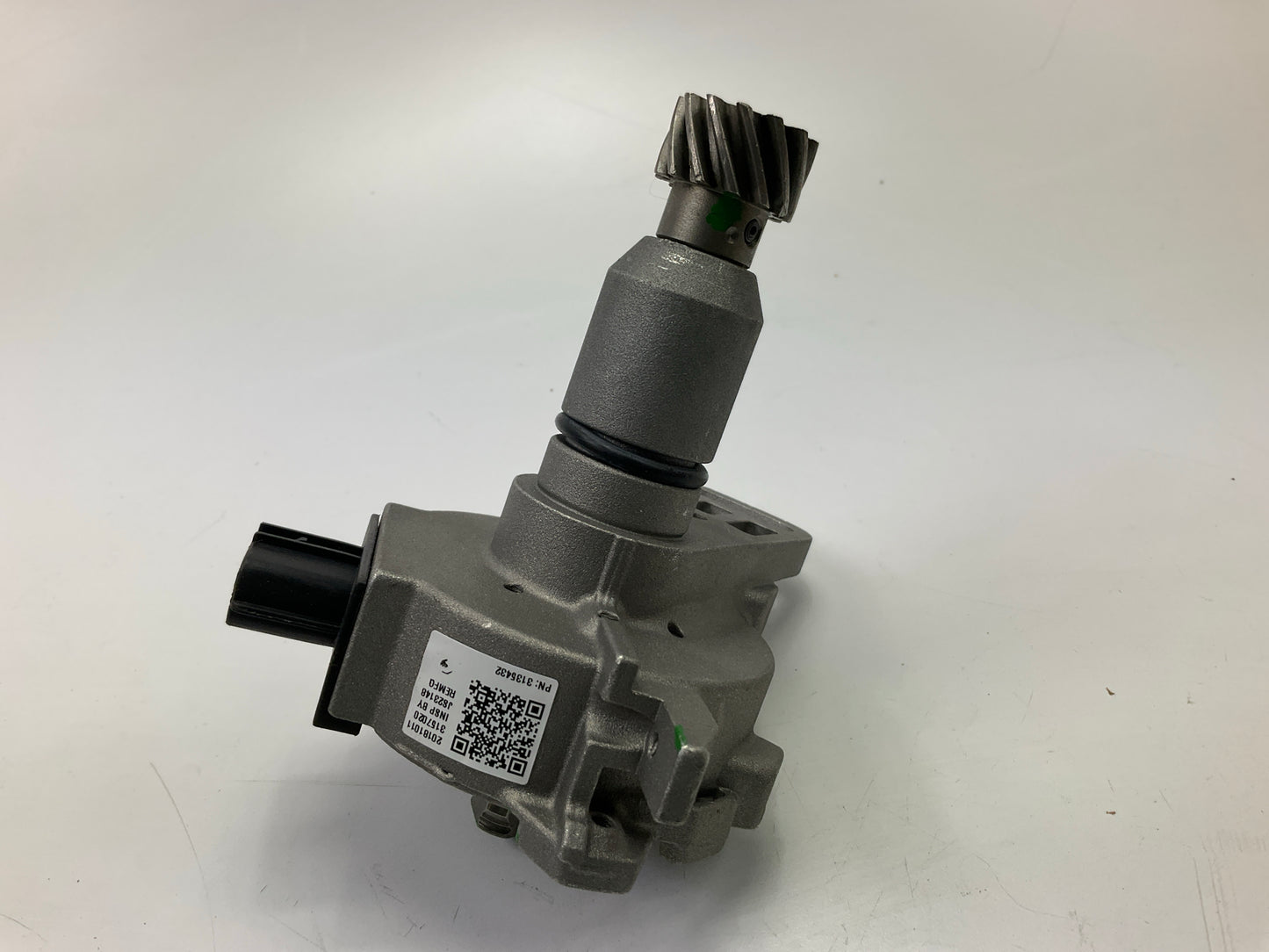VERY MINOR SURFACE RUST, SEE ACTUAL PHOTOS Reman Cardone 31-35432 Distributor