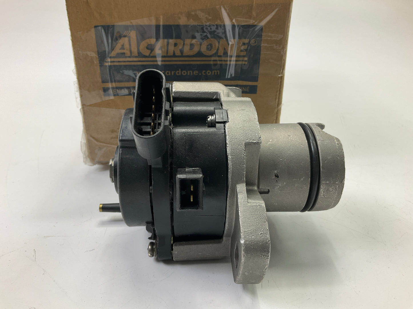 MINOR DAMAGE TO CONNECTOR - SEE PHOTOS - Reman. Cardone 31-45400 Distributor