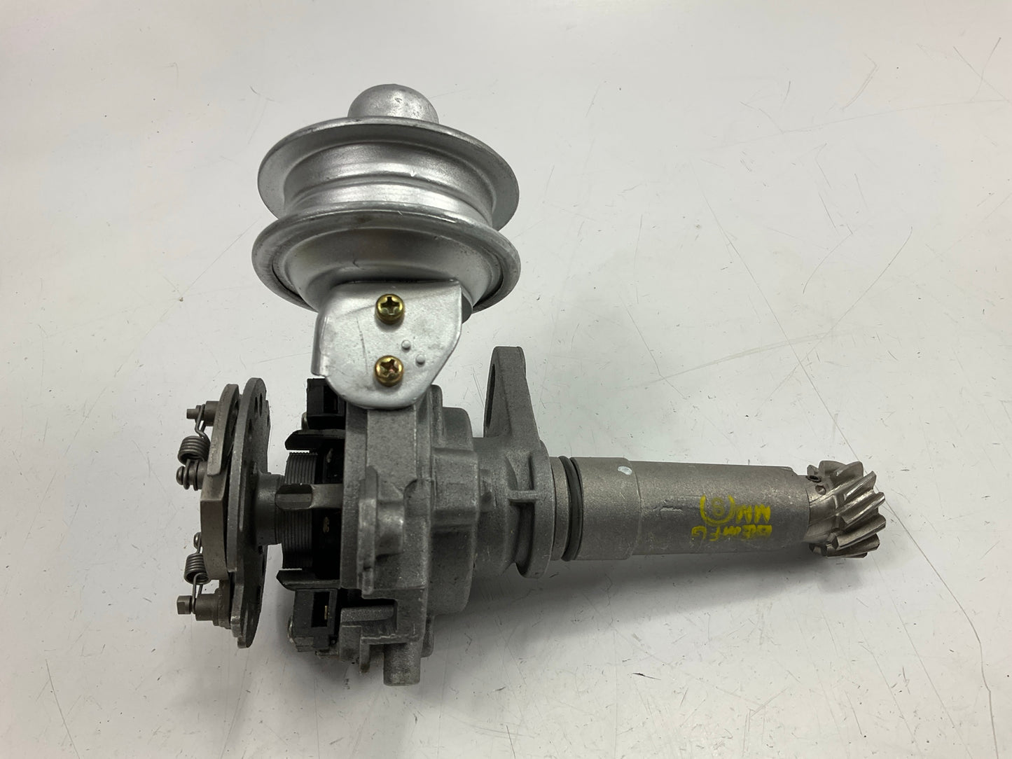 REMAN. Cardone 31-46434 Distributor For Dodge 2.6L Inline-4 Engine SOHC