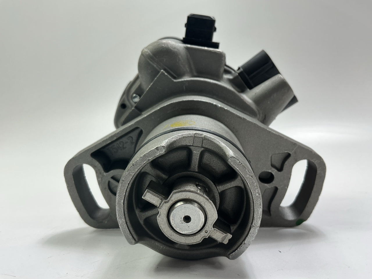 REMAN. Cardone 31-47422 Distributor For 1993-1995 Mitsubishi Galant