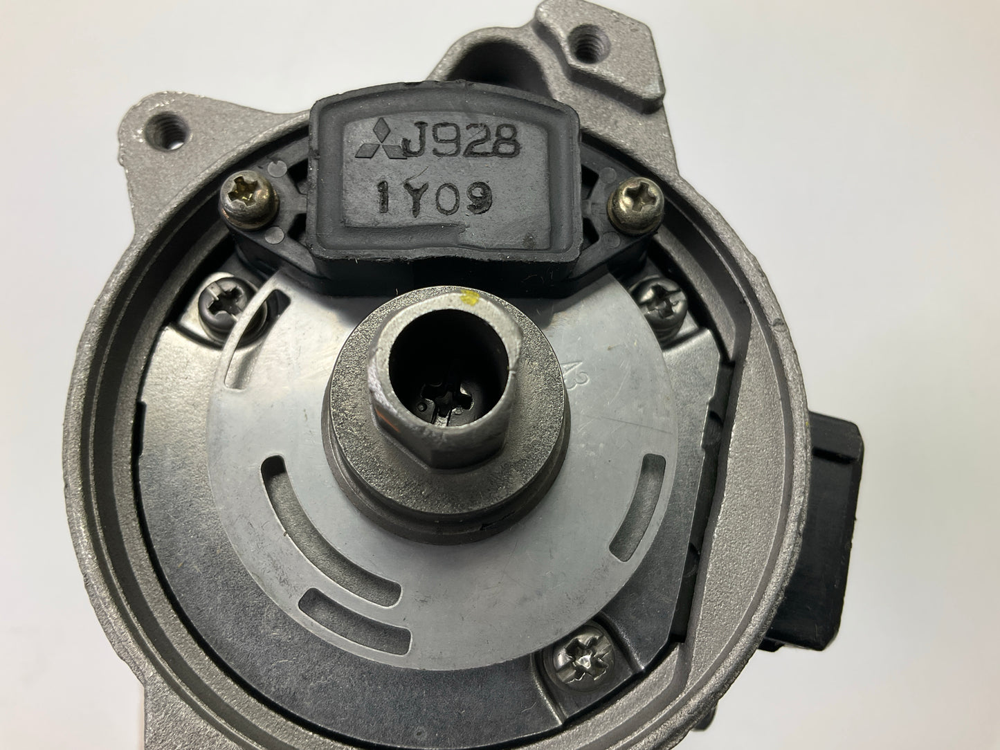 MISSING COVER PLATE - REMAN. Cardone 31-48425 Distributor T2T53372