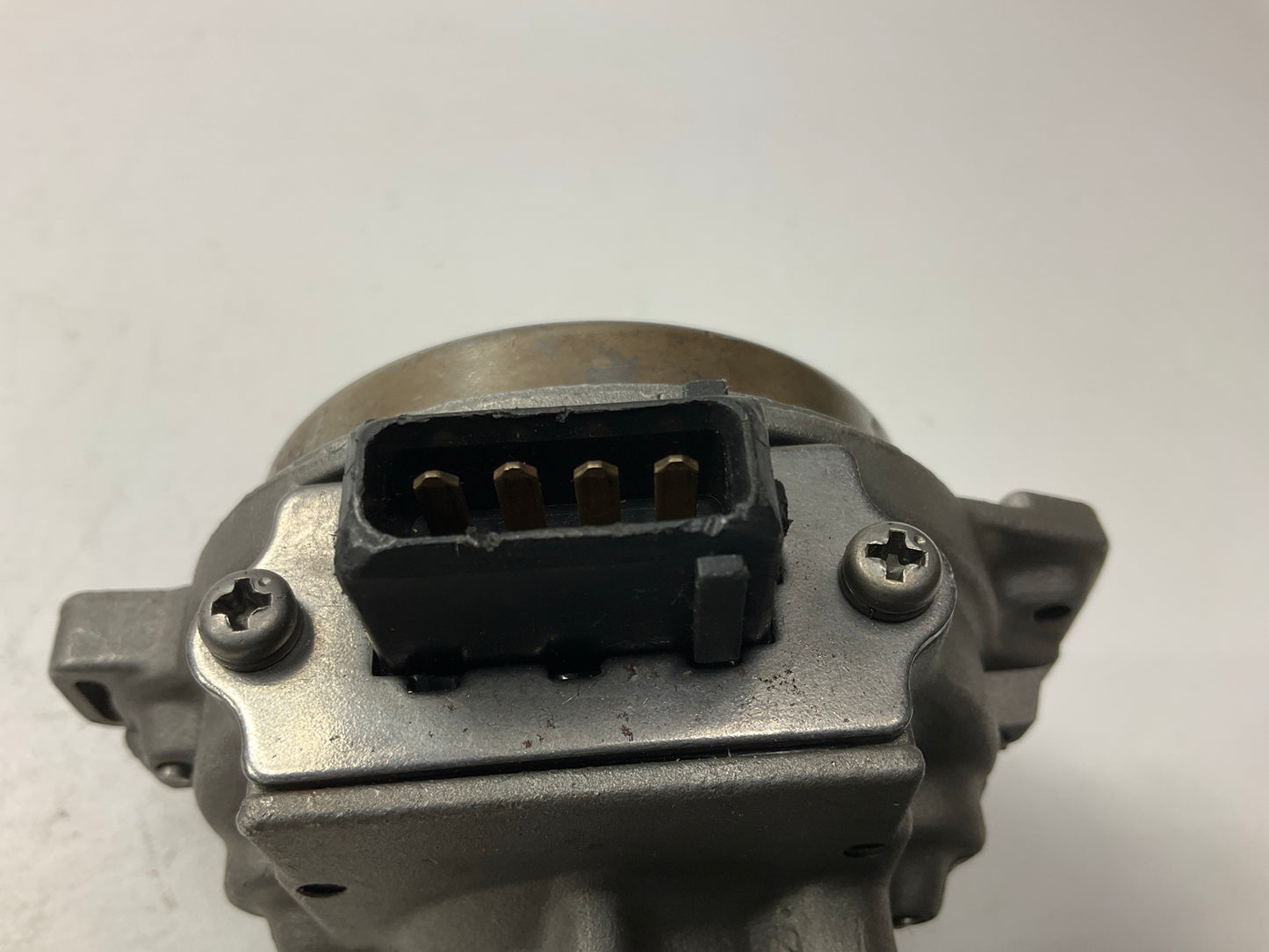 VERY MINOR SURFACE RUST, SEE PHOTOS, REMAN Cardone 31-48425 Distributor T2T53372