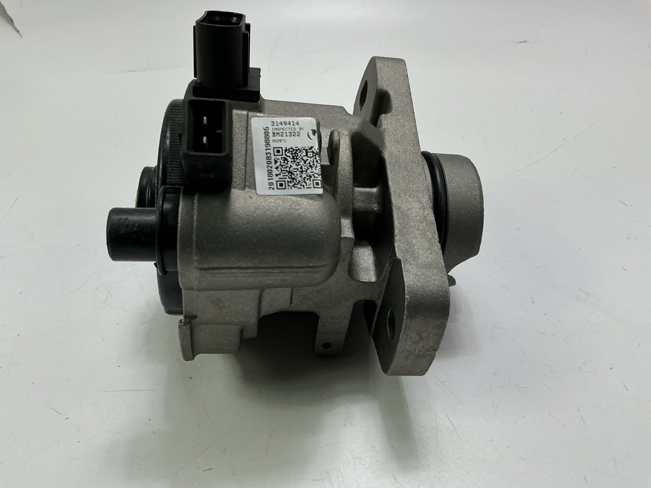 REMAN. Cardone 31-49414 Distributor 95 Summit 95-96 Mirage 95 Colt 1.5L I4 SOHC