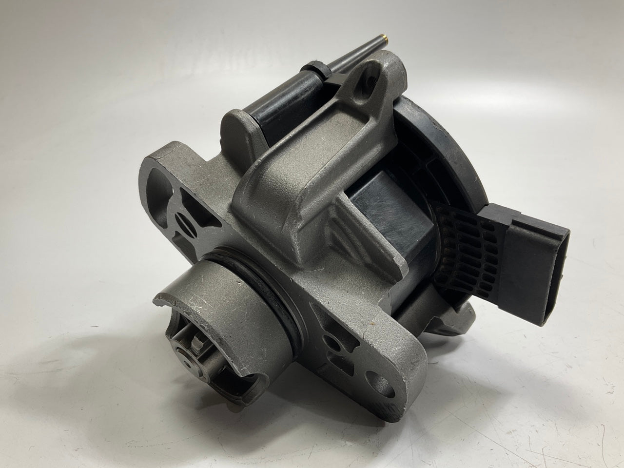 REMAN. Cardone 31-49602 Distributor For 1997-2004 Mitsubishi Diamante 3.5L V6