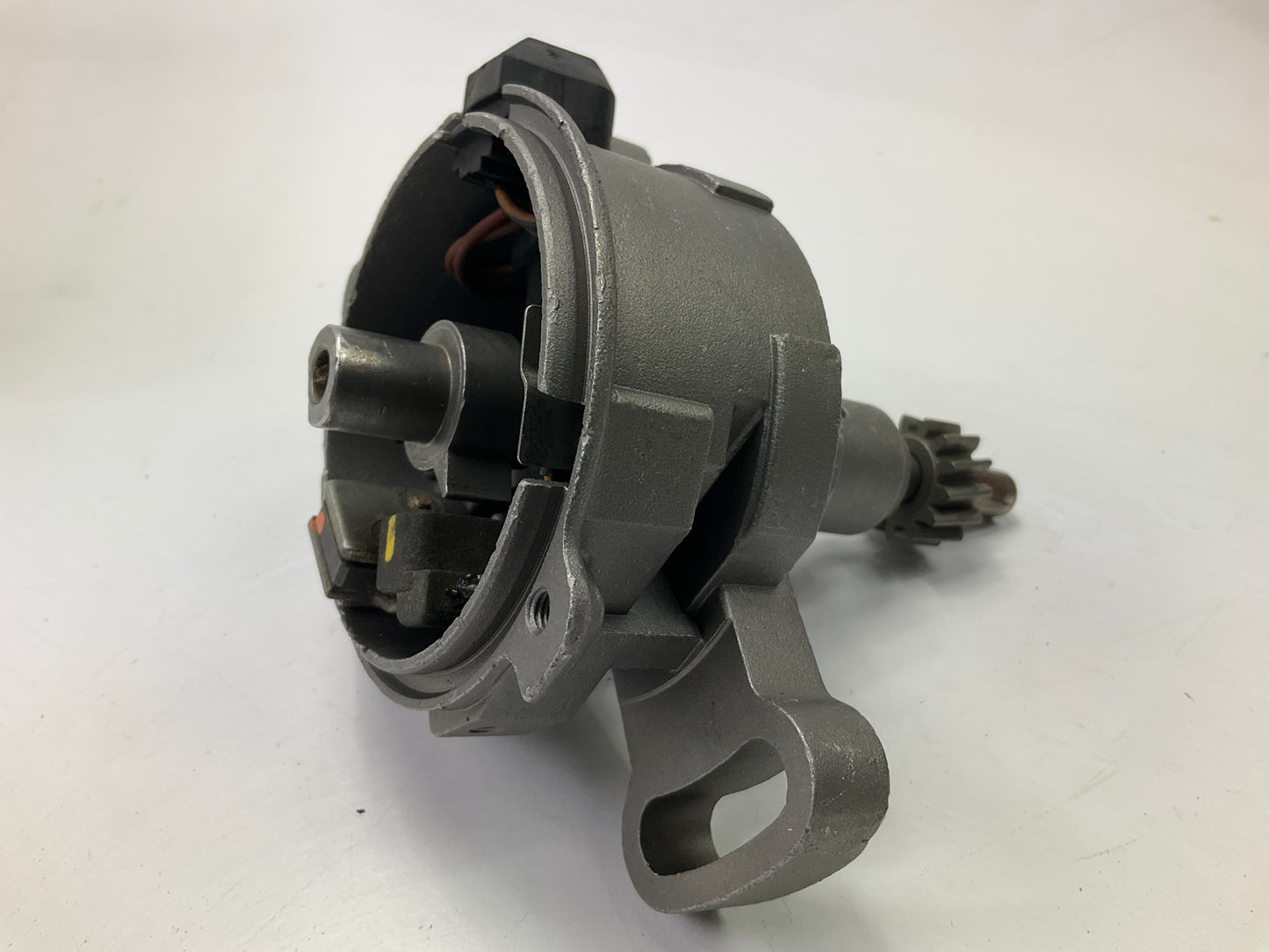REMAN. Cardone 31-74403 Distributor For 1989-1992 Toyota, Geo 1.6L-L4 4AGE