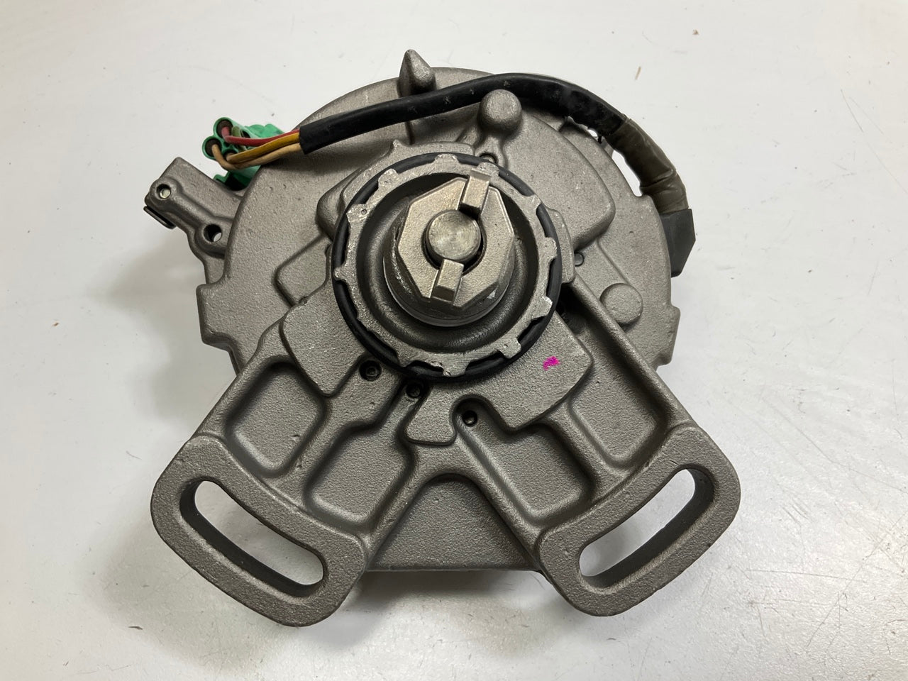 REMAN. Cardone 31-74604 Distributor - 1988-1989 Toyota Camry 2.5L 2VZ-FE
