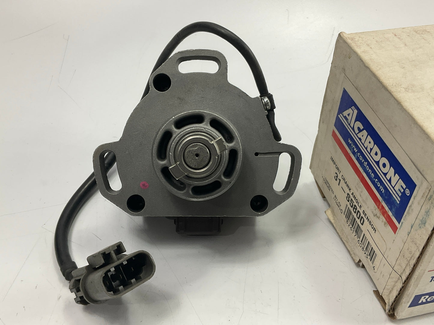 REMAN. Cardone 31-S5800 Engine Camshaft Position Sensor For 1990-93 INFINITI Q45